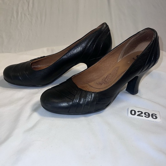 Euro Sofft Women's Vannah Black Leather Heels Pumps Size 8 Shoes - Picture 5 of 8